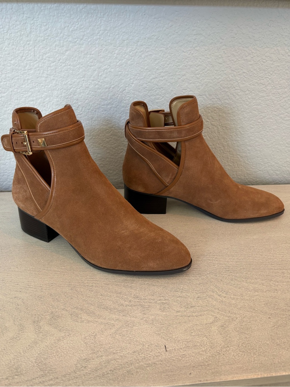 MICHAEL Michael Kors-Britton Brown Suede Cutout Ankle Buckle Bootie size 9M NWB